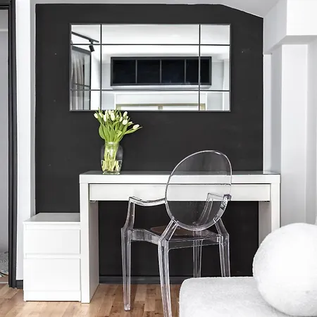 Glow - Ogarna 107 Zacisze *