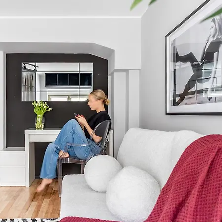 Διαμέρισμα Glow - Ogarna 107 Zacisze