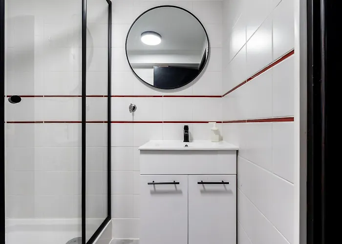 Glow - Ogarna 107 Zacisze *